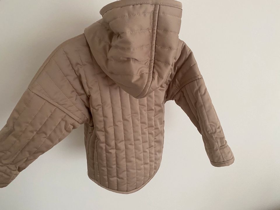 Steppjacke von Guapoo Gr. 9-12 M in Norderstedt