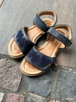 Pom pom wie Froddo Sandalen dunkelblau 32 kaum getragen Hessen - Calden Vorschau