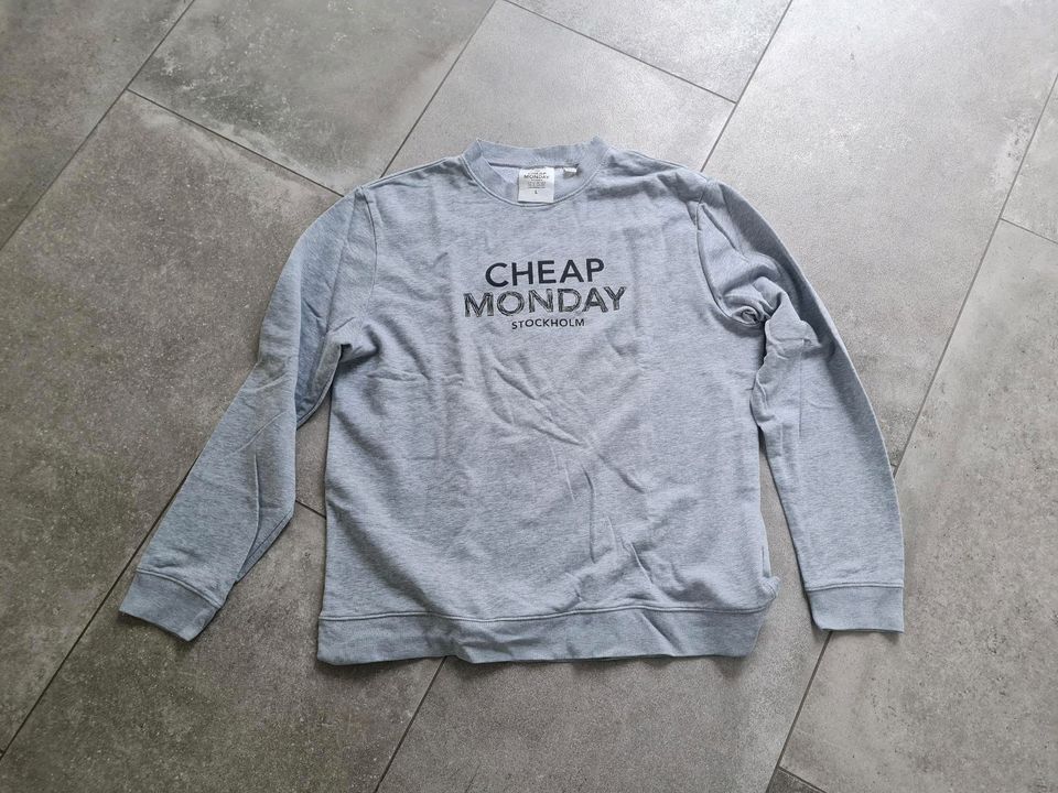Cheap Monday Sweatshirt Gr.L in Enger