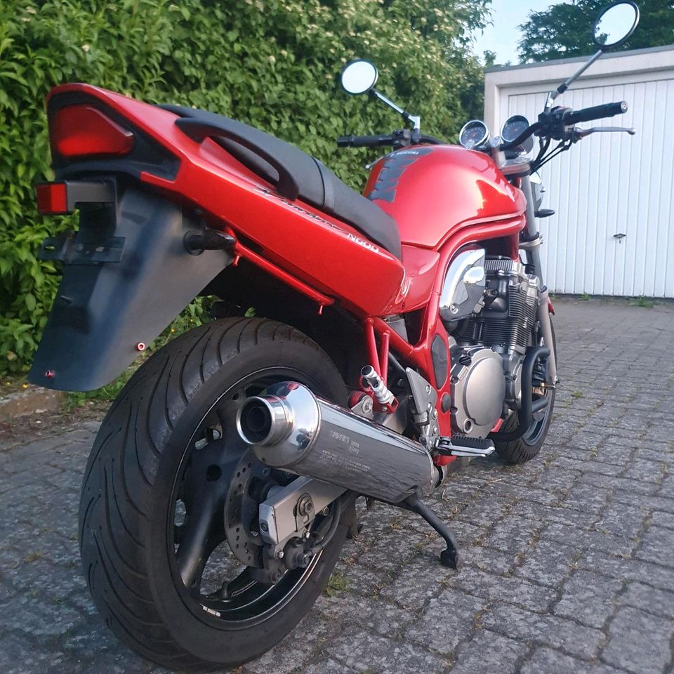 Suzuki Bandit gsf 600 viele neuteile in Karlsruhe