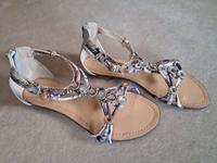 ELLA CRUZ Schmuck-Glitzer-Sandalen Gr. 39 Bayern - Inning am Ammersee Vorschau