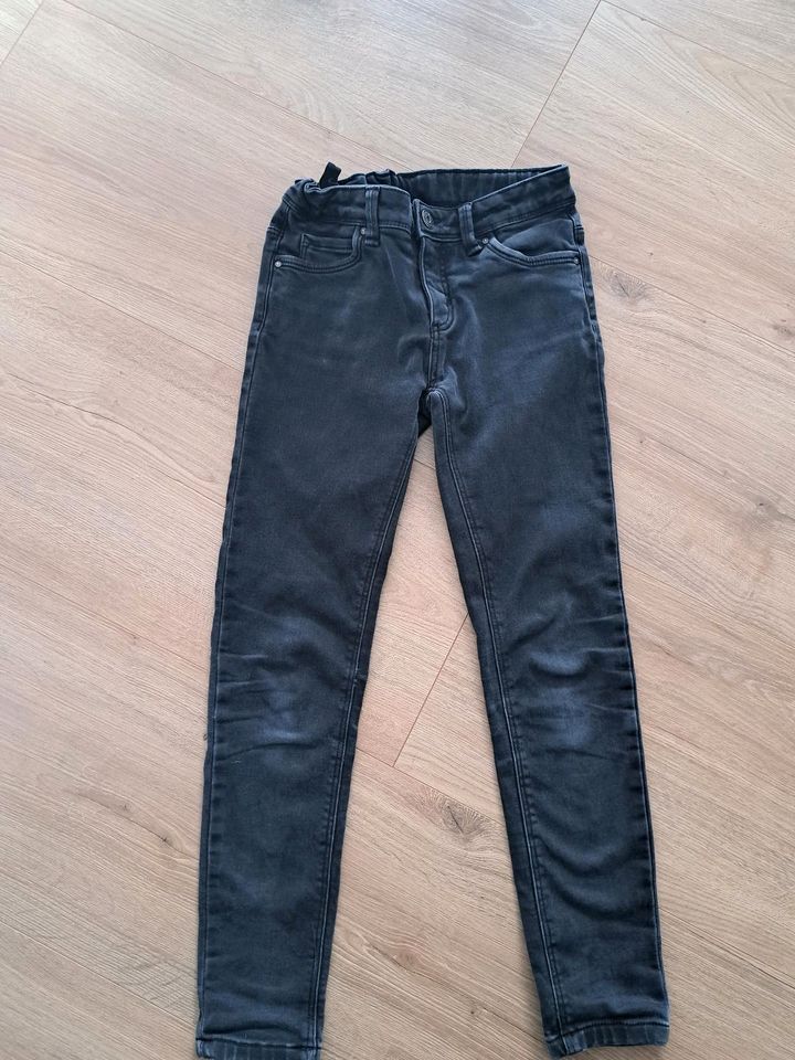 C&A Jeans Thermojeans Größe 152 in Eschweiler