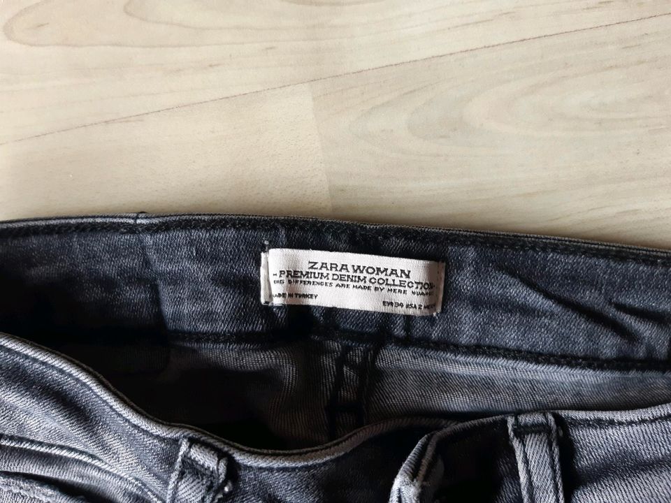 Jeans Hose Gr. 34 Zara 164 170 in München