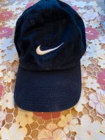 Nike Cap in dunkelblau Obergiesing-Fasangarten - Obergiesing Vorschau