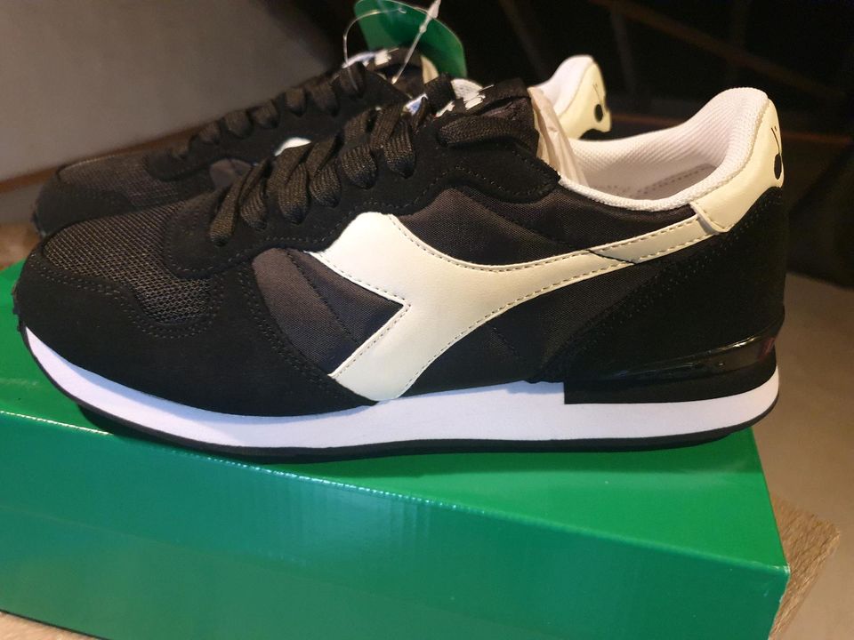 Diadora Ledersneaker unisex 40 & 41 in Duisburg