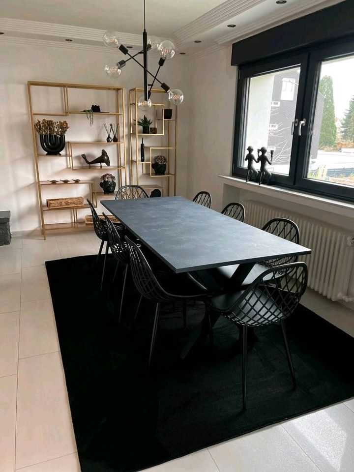 Esstisch anthrazit mit 8 Stühlen (schwarz) in Wuppertal