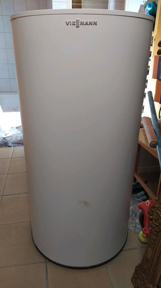 Viessmann Warmwasserspeicher Vitocell 100-V 160 Liter in Meerbusch