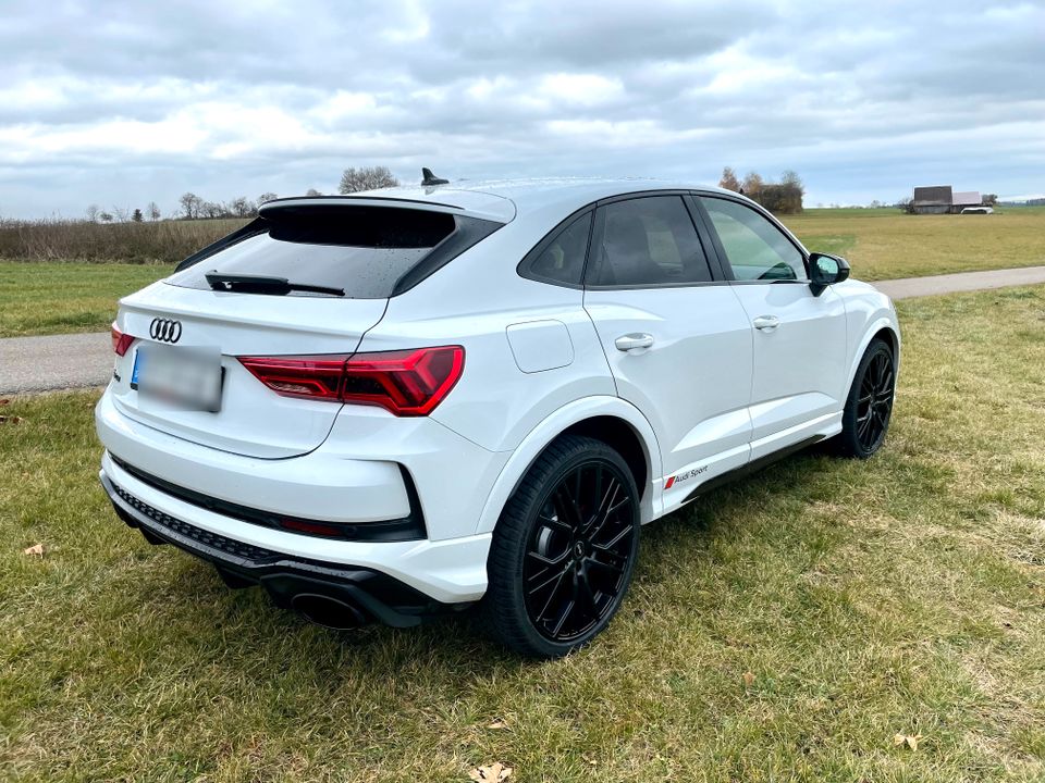 Audi RSQ3 Sportback - Inzahlungnahme und Mwst. ausweisbar! in Eisenbach (Hochschwarzwald)