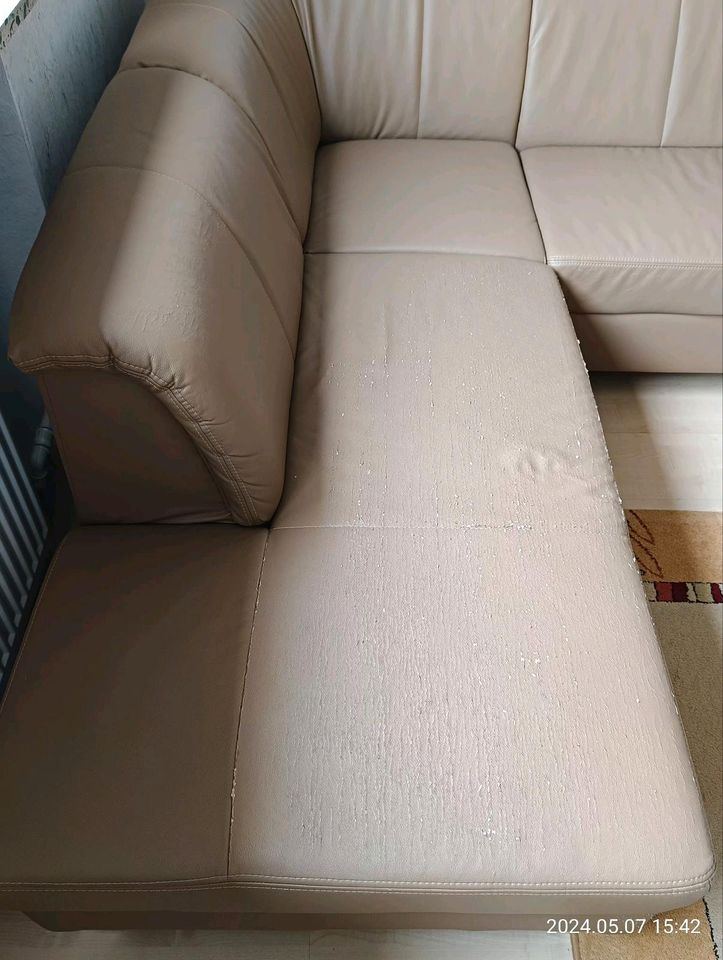 Sofa mit Schlaffunktion in Bessenbach