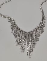 Damen strass Kette modern chocker Halskette Quasten funkeln Nordrhein-Westfalen - Ahlen Vorschau