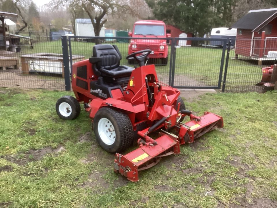 RESERVIERT……..TORO Großflächen Mäher  1,80 m in Schönberg (Mecklenburg)