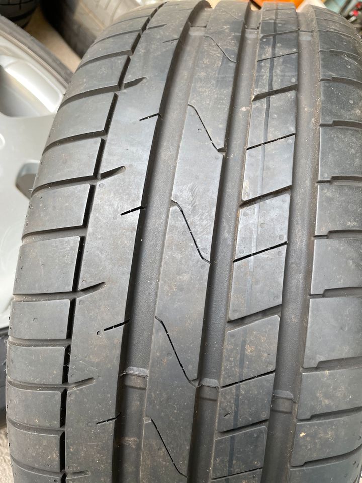 Sommerreifen Audi 225/45 R17 auf Alufelgen 7,5Jx17 ET56 in Steinach