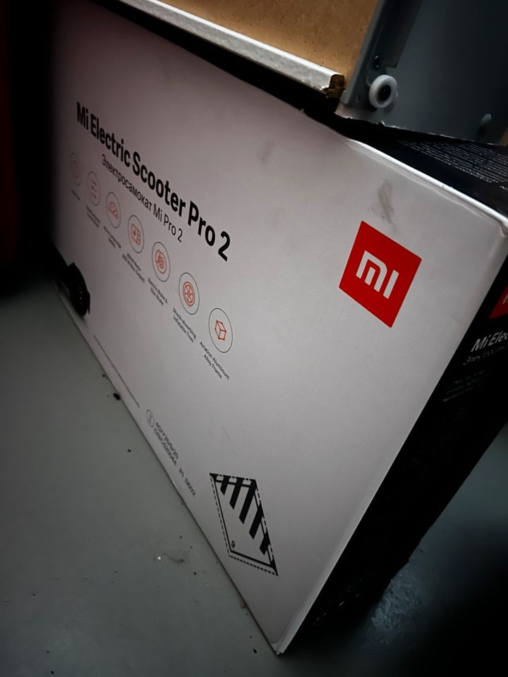 Xiaomi Mi Scooter Pro 2 (OVP & 25km/h), wie neu in Hamburg