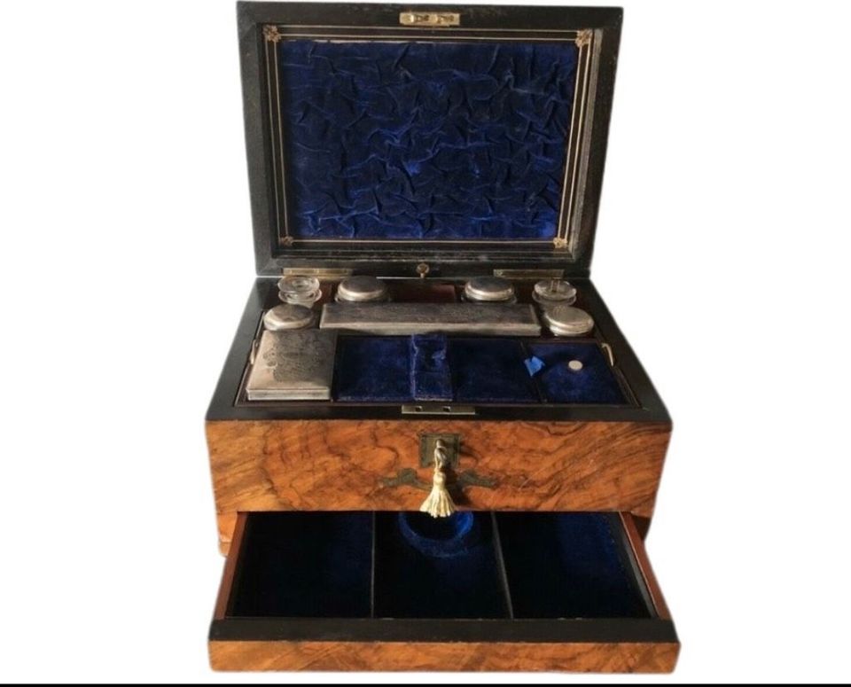 Antik Necessaire Beauty-Case Schatulle Truhe Box Kästchen Spiegel in Hagen