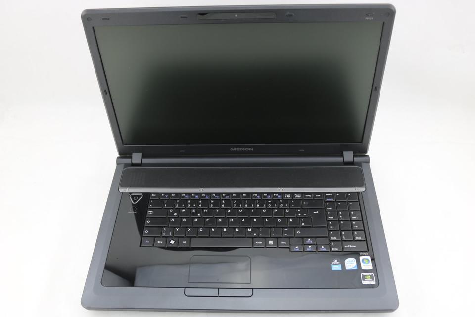 Medion Akoya P8610 -113- Core2D P8700 2x2,53GHz,4GB,256GB SSD,RW in Westoverledingen