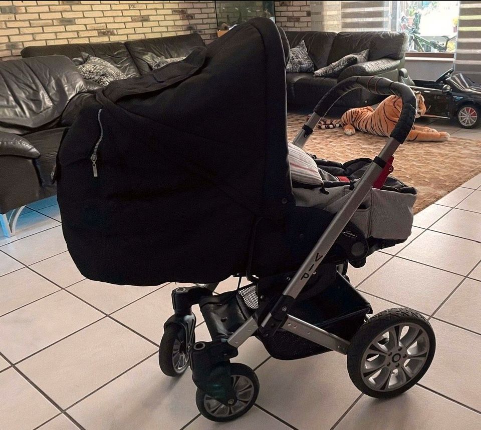 Hartan Kinderwagen/ Buggy VIP in Frechen