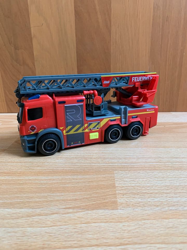Dickie Toys Feuerwehrauto in Neuenkirchen - Merzen