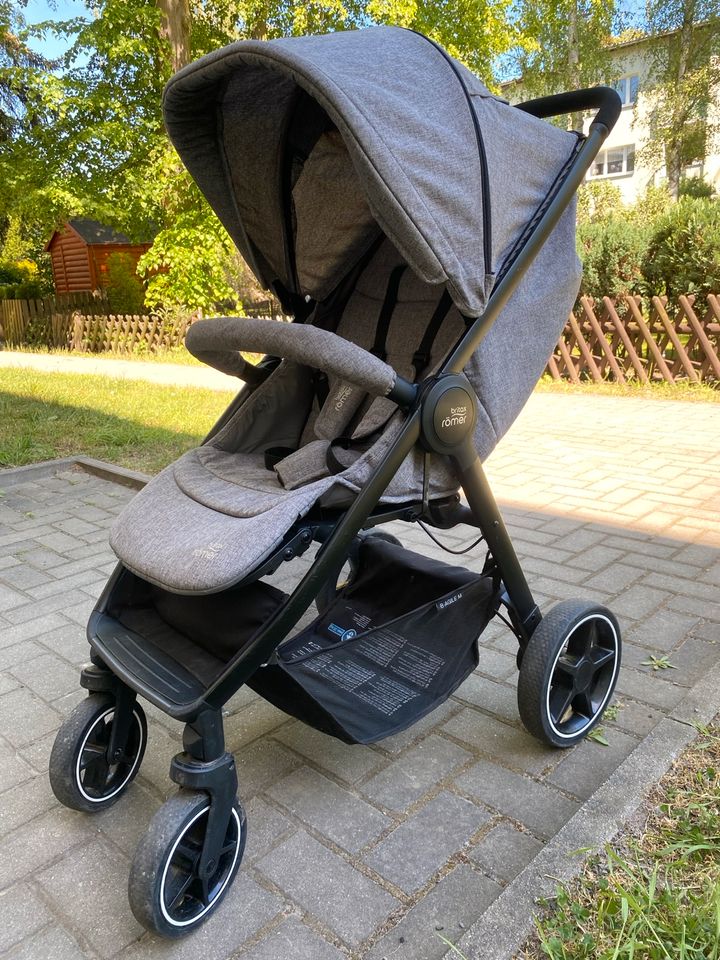 Britax Römer B agile M - Kinderbuggy in Berlin