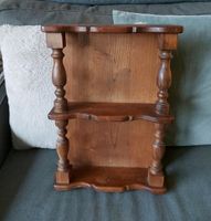 Regal, Holz, Shabby brocante, Vintage, alt, gedrechselt Nordrhein-Westfalen - Lüdenscheid Vorschau