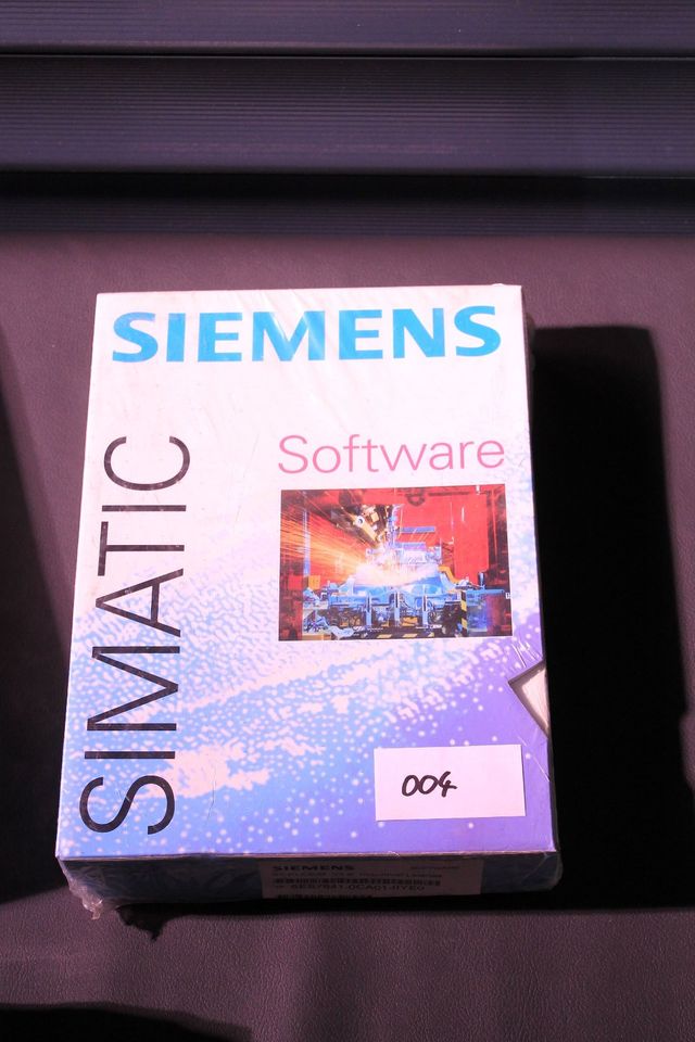 Siemens S7 HiGraph V4.01 Individual License 6ES7811-3CA02-0YX0 in Hartmannsdorf