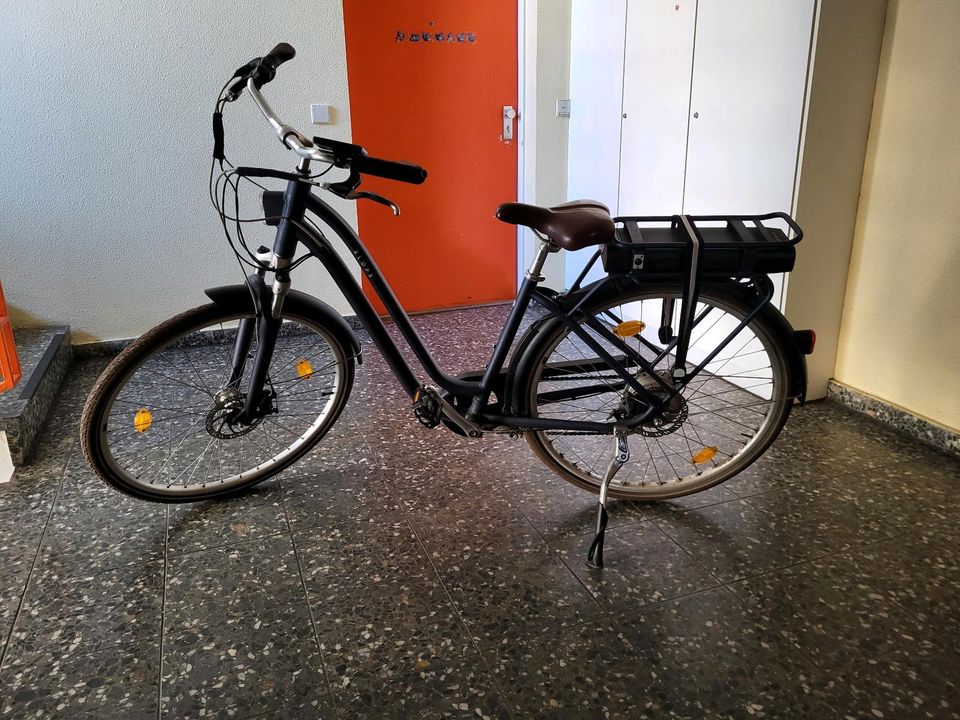 E-Bike Damenfahrrad in Berlin