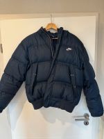 Nike Winterjacke M Nordrhein-Westfalen - Hüllhorst Vorschau