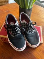 Vans off the wall Authentic Low-Top schwarz grau rot kariert Wandsbek - Hamburg Eilbek Vorschau