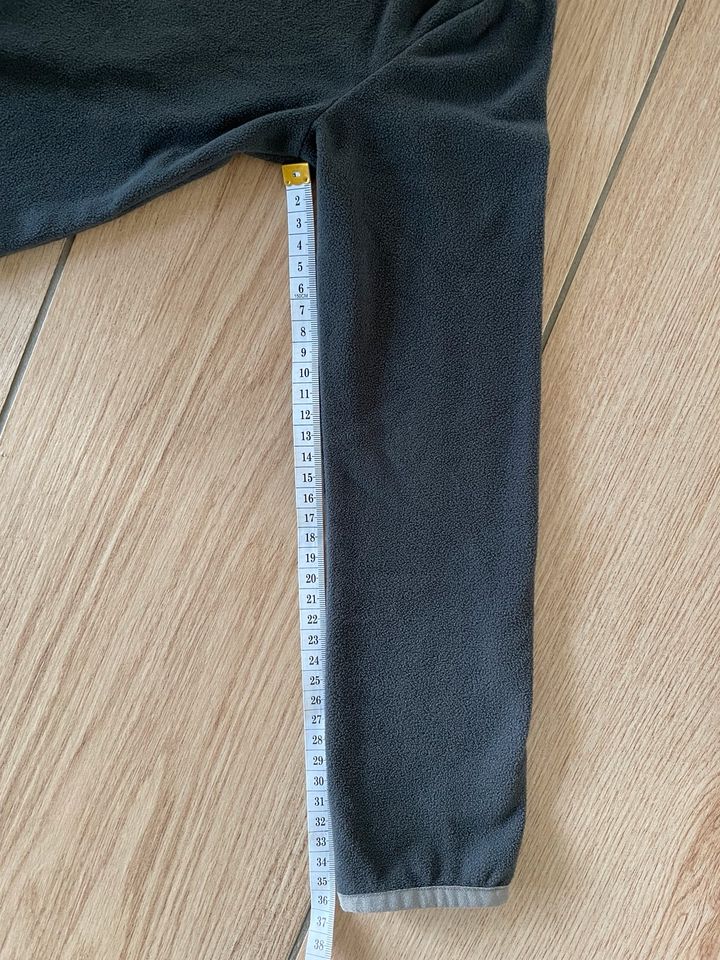 Neuwertig Jack Wolfskin Fleece Pullover Dunkelgrau 122 in Mülheim (Ruhr)