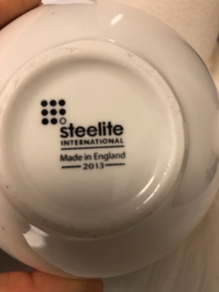 Große Tasse von Steelite International in Braunschweig