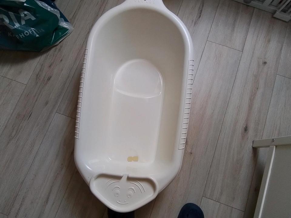 Baby Badewanne wanne Kinder Plastik Baby abholung in Dingelstädt