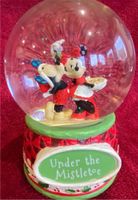 Disney Schneekugel Mickey & Minnie Mouse “Under the Mistletoe” Nordrhein-Westfalen - Stolberg (Rhld) Vorschau