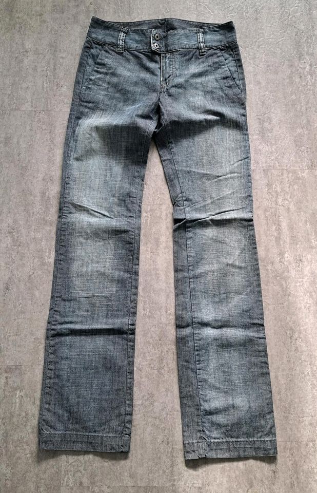 Diesel Damen Jeans / Hose Größe W27 L33 in Duisburg