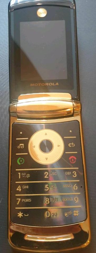 Motorola Razr2 luxury edition in Altdorf bei Nürnberg