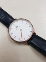 Gebrauchte Daniel Wellington Uhr!  Armbanduhr Qwartz Frankfurt am Main - Bahnhofsviertel Vorschau