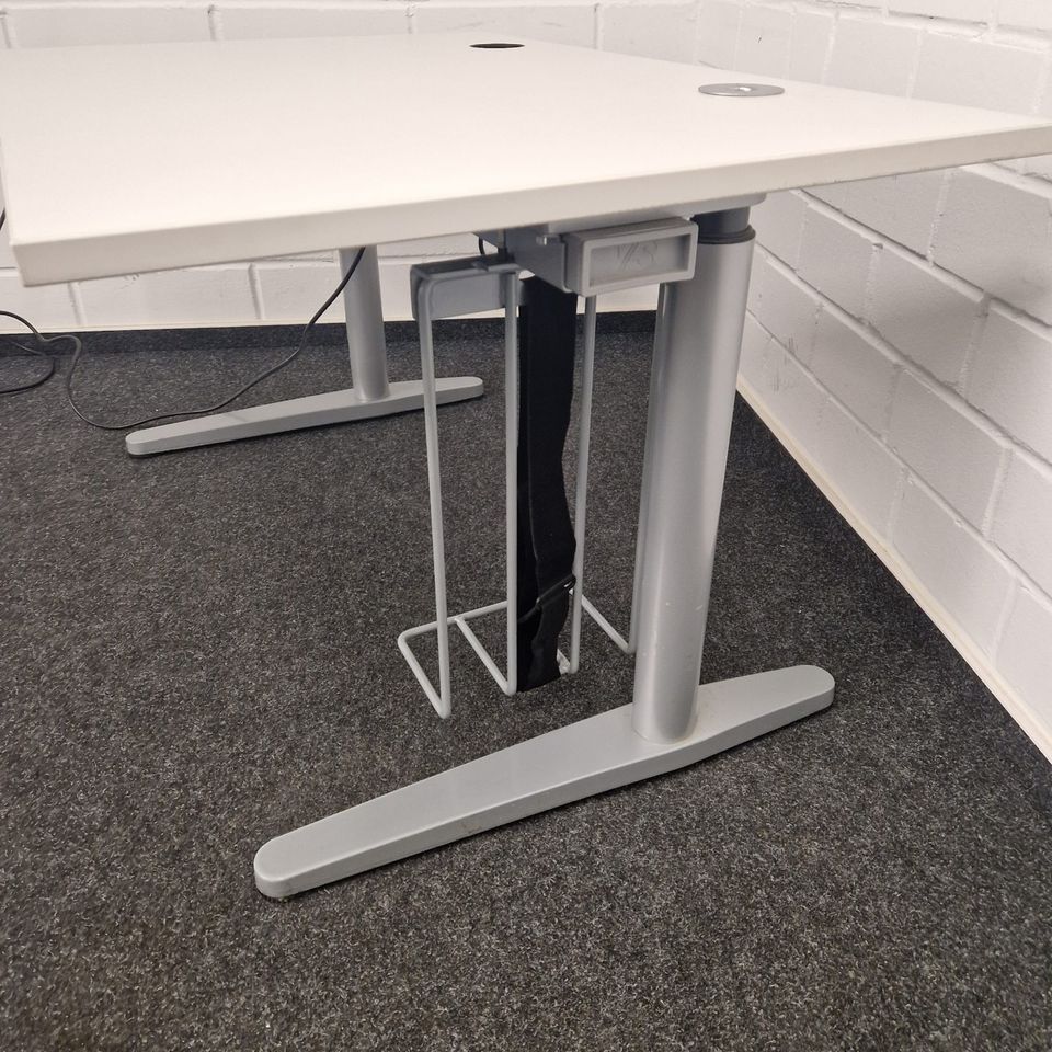 10 x Steh Sitz Schreibtisch / elektrischer Tisch / Schreibtisch / Höhenverstellbarer Tisch / VS in Darmstadt