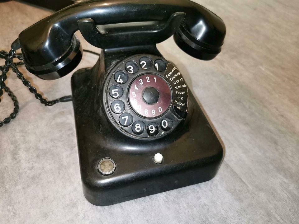 Siemens  FG Sk 54 tist 6a Bakelit Telefon 1954 Schwarz DDR Deko in Dinslaken