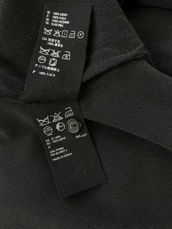 COS black 100% silk Seide blouse tunic schwarze Seidenbluse in Löcknitz