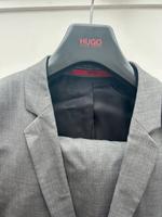 Grauer Herrenanzug Hugo Boss Größe 50 Bochum - Bochum-Ost Vorschau