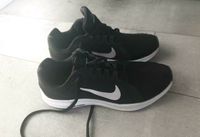 Turnschuhe / Laufschuhe "Nike" Gr. 38,5 *neuwertig* Schleswig-Holstein - Kropp Vorschau