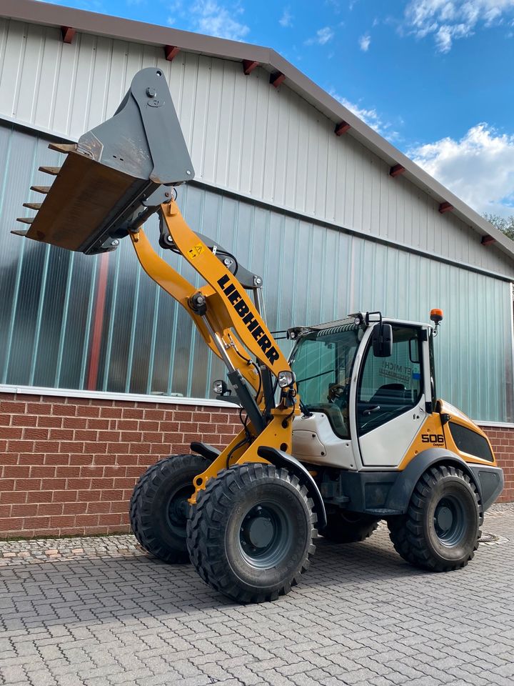 Takeuchi Tb 290 Powertilt Bagger Minibagger Radlader mieten in Heilbad Heiligenstadt