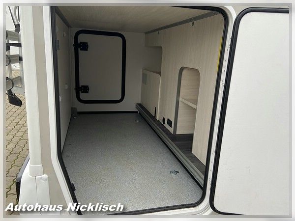 Wohnmobil MIETEN Teilintegriert 4 Personen Hubbett & Raumbad in Riesa