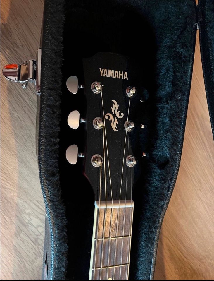 NEU Gitarre Yamaha APX500II NT mit Koffer in Ostercappeln