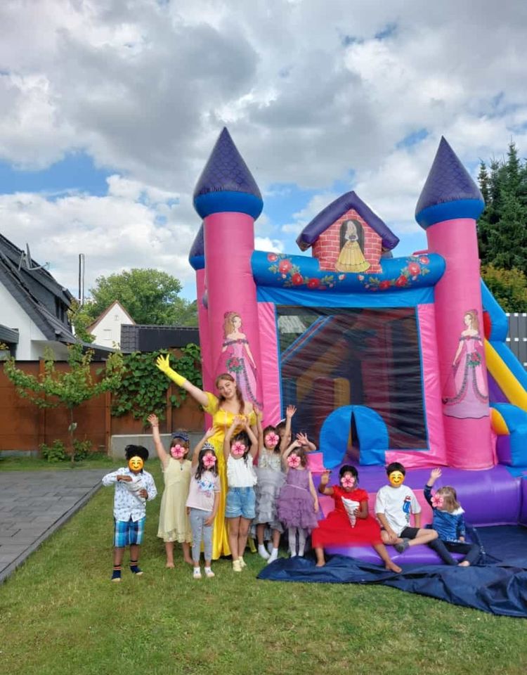 Kinderschminke,Kinderparty,Kindergeburtstag,Zauberin,Elsa,Clown in Bielefeld