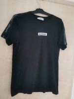 Balenciaga T-shirt schwarz Größe L Nordrhein-Westfalen - Velbert Vorschau