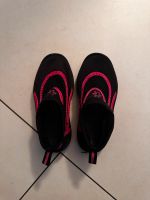 Badeschuhe Gr. 28 pink / schwarz Altona - Hamburg Sternschanze Vorschau