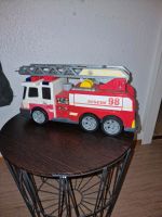 Feuerwehrwagen mit Wasserspritze Baden-Württemberg - Freiburg im Breisgau Vorschau