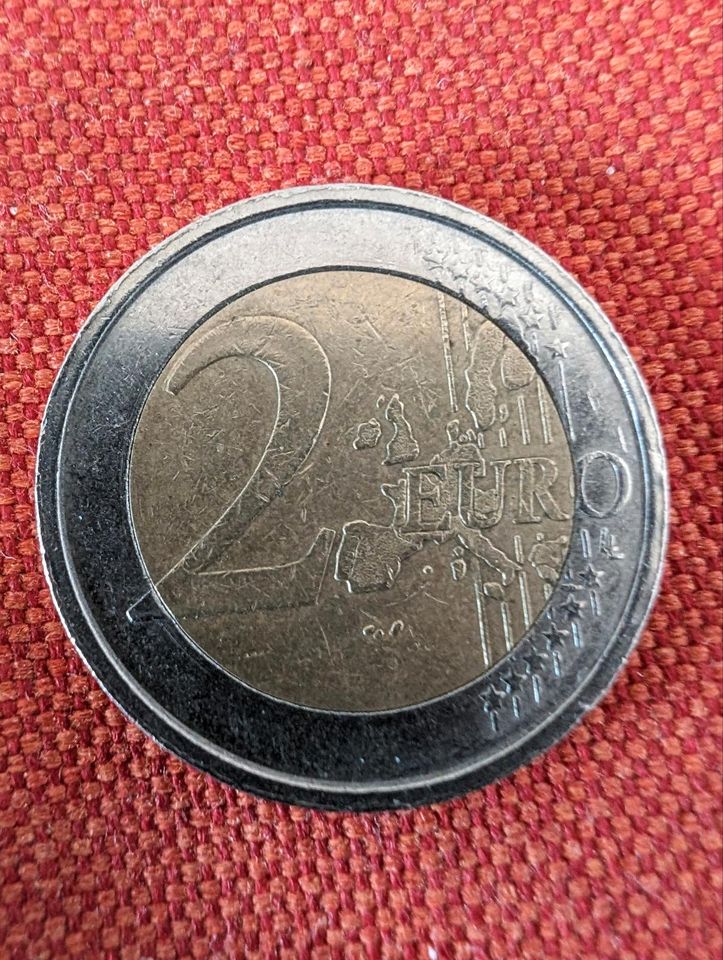 2 Euro Münze aus Italien aus 2002 in Stuttgart