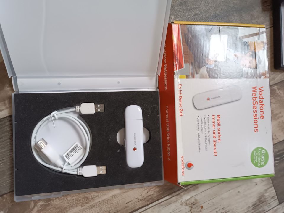 Vodafone Mobile Connect USB Stick K3565-Z in Treuen