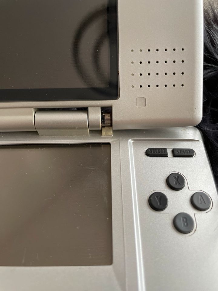 Nintendo DS Zubehör + Konsole als Ersatzteile in Rheinstetten