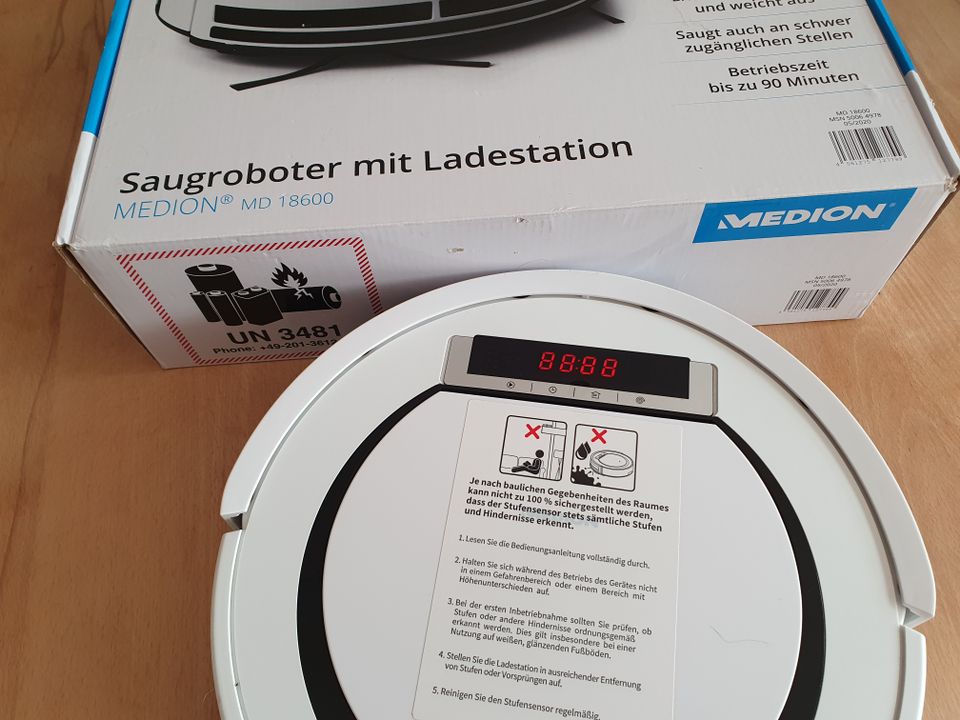 MEDION MD 18600 Saugroboter+Original Verpackung, wie neu in Paderborn